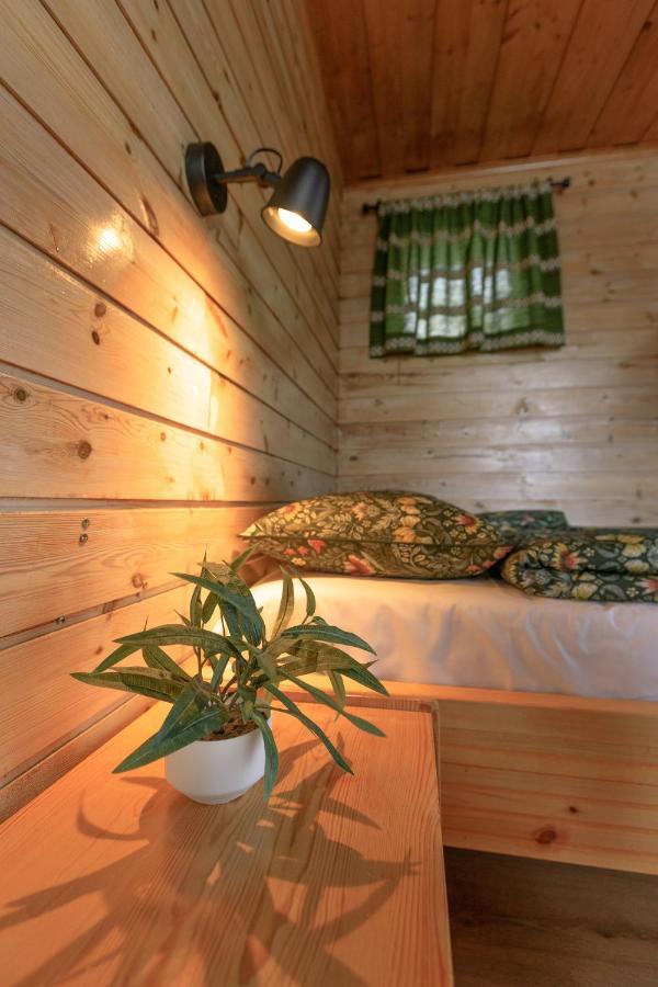 Hotel Nokling & Camping Hjelmeland Exterior foto